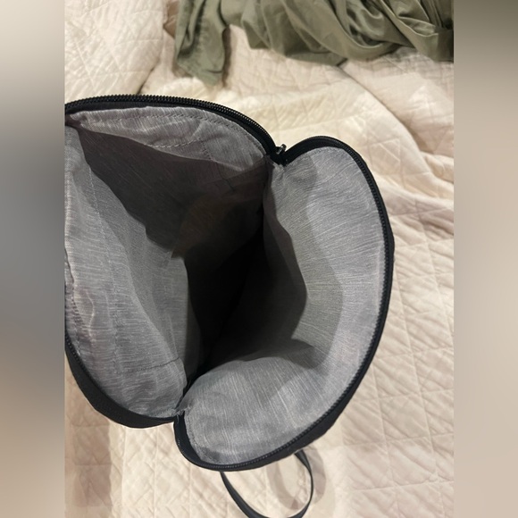 Sherpani Milli - RFID travel crossbody bag - Picture 4 of 10